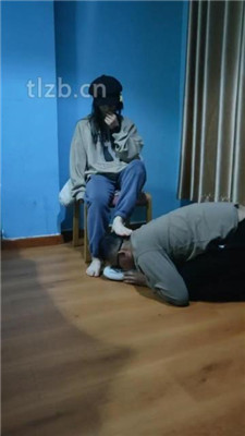 【第5风格】等00后幼师下课后舔她的嫩脚 YC-230228
