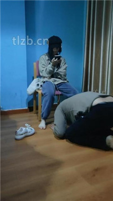 【第5风格】等00后幼师下课后舔她的嫩脚 YC-230228