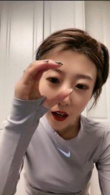 图片[19]_跆拳道小姐姐踢裆折磨后天脚汗闻袜子_HD绳艺资源