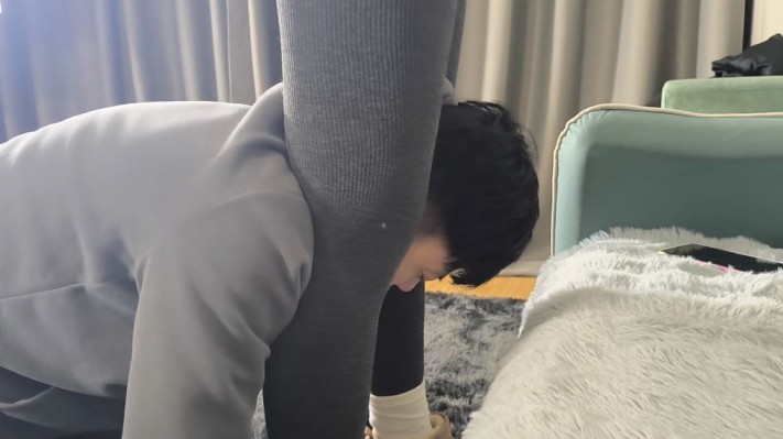 图片[4]_【女神学院·肉肉】腿绞坐脸窒息_HD绳艺资源