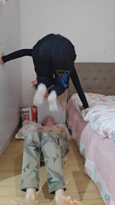 图片[7]_【啦啦啦】小野主人超高难度挑战跳踩_HD绳艺资源