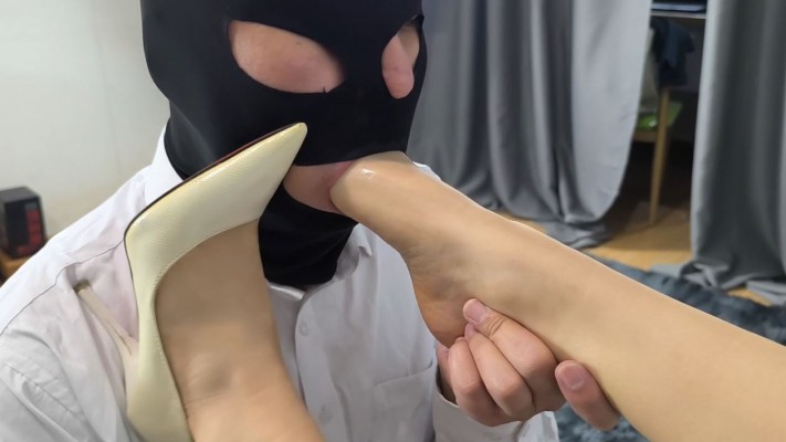 图片[5]_【女神学院·梓】裸足深喉_HD绳艺资源