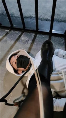 图片[3]_【月岚】户外长靴踩狗-藤条抽_HD绳艺资源