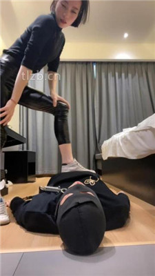 图片[17]_【苏晴】原味白鞋棉袜-耳光-踩踏_HD绳艺资源