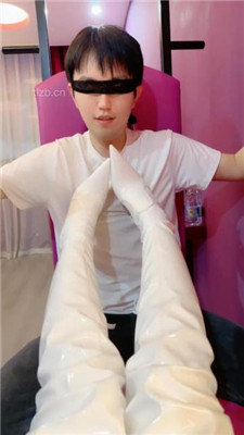 图片[3]_【玥樾】吊绑奶狗-长靴高跟踩乳_HD绳艺资源