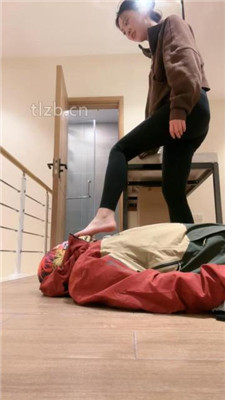 图片[13]_【jenn】高跟凉鞋全体重踩绿帽奴_HD绳艺资源