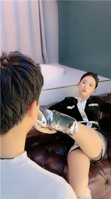 图片[6]_【鑫儿教头】强迫圣水/银色长靴肉丝的脚下奴_HD绳艺资源