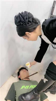 图片[9]_【鑫儿教头】长靴S-楼道遛狗_HD绳艺资源