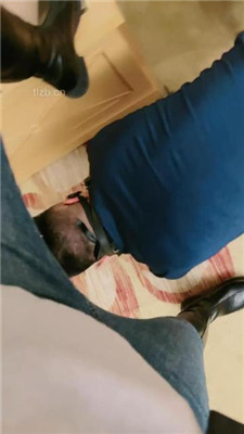 图片[3]_【语阳】给狗戴马鞍骑马爬行_HD绳艺资源