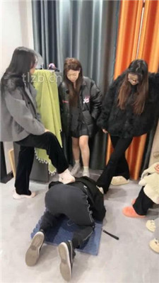 图片[2]_【尤物大大/樱子】女寝学姐5S羞辱-踩踏/骑马踢裆【双视角版】_HD绳艺资源