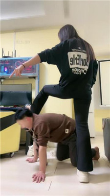 图片[5]_【暴荔姐姐】电竞女神-小白鞋棉袜辱贱奴_HD绳艺资源