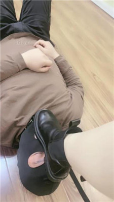 图片[13]_【梦凡】碾压狗爪/短靴跪舔/闻鞋窝_HD绳艺资源