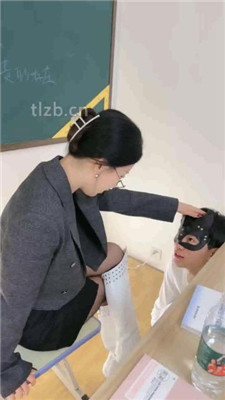 图片[2]_【潘妮绳艺导师】场景剧情调-长靴老师教训狗学生_HD绳艺资源