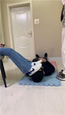 图片[14]_【精神小妹】极度酷刑-高难度挑战踢踹/跳踩头部_HD绳艺资源