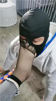 图片[3]_【大美】狗链遛狗转胯/跪舔高跟黑丝_HD绳艺资源