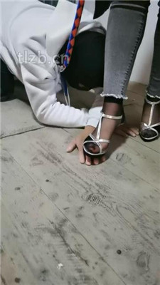 图片[9]_【大美】狗链遛狗转胯/跪舔高跟黑丝_HD绳艺资源