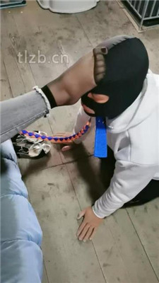 图片[11]_【大美】狗链遛狗转胯/跪舔高跟黑丝_HD绳艺资源