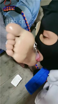 图片[13]_【大美】狗链遛狗转胯/跪舔高跟黑丝_HD绳艺资源