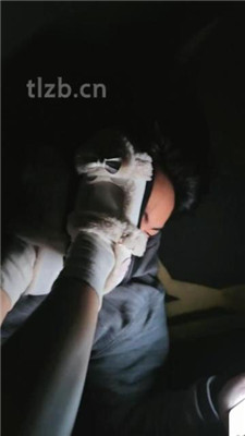 图片[15]_【奶味小仙女】电影院调-毛拖鞋白袜踩狗_HD绳艺资源