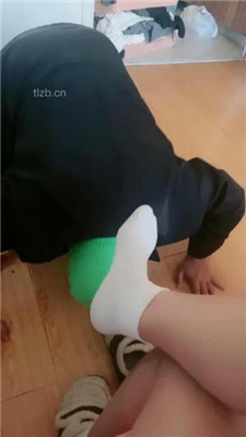 图片[2]_【西西】艺术绿帽老师当家奴-赏赐圣水_HD绳艺资源