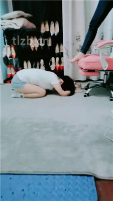 【爱吃橘子的喵】掐脖脚蹂躏