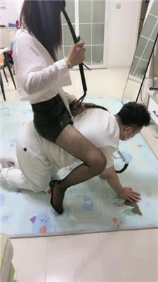 图片[10]_【狠欣人】骑马转胯爬行/虐乳训练/高跟踩踏_HD绳艺资源