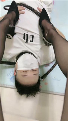 图片[18]_【狠欣人】骑马转胯爬行/虐乳训练/高跟踩踏_HD绳艺资源