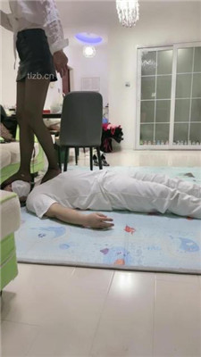 图片[20]_【狠欣人】骑马转胯爬行/虐乳训练/高跟踩踏_HD绳艺资源