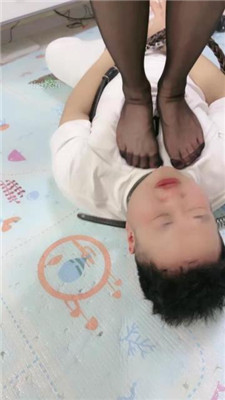 图片[10]_【狠欣人】捂嘴窒息/高跟踩乳/狗链拴狗_HD绳艺资源