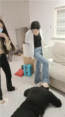 图片[9]_【玥悦】双S-连环耳光抽/训练/骑马舔脚舔鞋【双视角版】_HD绳艺资源