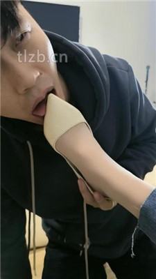 图片[8]_【梓S】臭脚踩脸/脏鞋底狂舔_HD绳艺资源