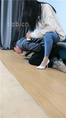 图片[15]_【梓S】臭脚踩脸/脏鞋底狂舔_HD绳艺资源