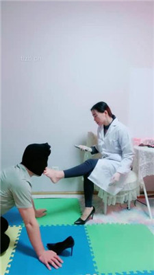 图片[2]_【艾琳】舔医生姐姐的臭脚【完整版】_HD绳艺资源