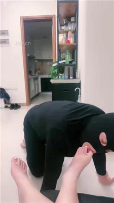 图片[4]_【宸宸】家奴跪舔裸足伺候_HD绳艺资源