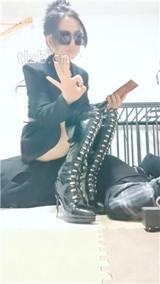 图片[5]_【睸娘】臭脚捂脸窒息-长靴诱惑_HD绳艺资源