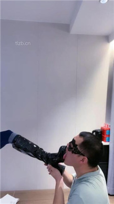 图片[8]_【双胞胎萌萌大人】牛仔长靴践踏跳踩/痰吐脸喂食/踢裆sp_HD绳艺资源