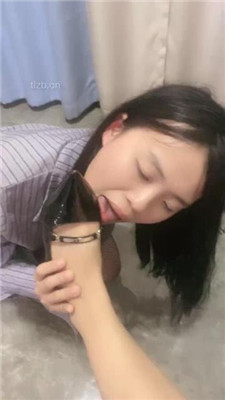 图片[16]_【小怪人】母畜-跪舔高跟原味裸足_HD绳艺资源