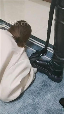 图片[13]_【广东迪迪】长靴黑丝S狠虐母畜【双视角版】_HD绳艺资源