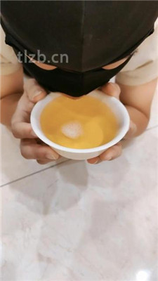 图片[15]_【嘉妮】双奴脚下崇拜/喝圣水/伺候沐足_HD绳艺资源