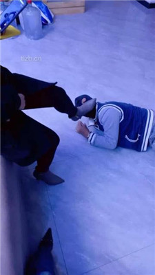 图片[3]_【沅芷大人】带闺蜜调-高跟踩踏跪舔/反绑耳光【完整版】_HD绳艺资源