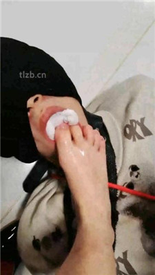 图片[13]_【来找小狗】兔女郎高跟踩/咀嚼白丝袜_HD绳艺资源