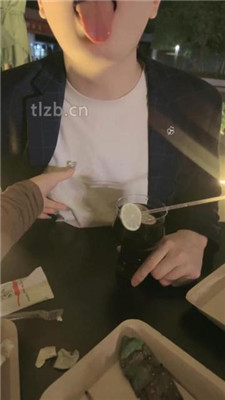 图片[2]_【禾未】户外-踩狗腿/吃口水浓痰/虐乳/吃内裤_HD绳艺资源