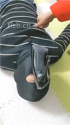 图片[2]_【广东迪迪】双S-高跟臭脚踩踏恋足舔【双视角版】_HD绳艺资源