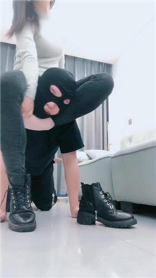 图片[13]_【伊柔】舔脏鞋底/sp/闻鞋子/骑脖/裸足舔_HD绳艺资源