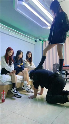 图片[11]_【思怡】群调群虐-5S-素人脏鞋臭袜虐狗_HD绳艺资源