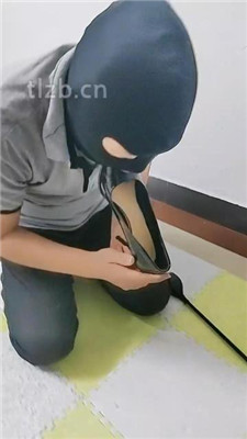 图片[7]_【广东迪迪】双S-跪舔美足-踩踏【双视角版】_HD绳艺资源