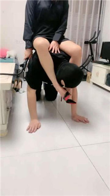 图片[14]_【蜜糖情侣】骑马情况/训练/跪舔高跟裸足/耳光_HD绳艺资源