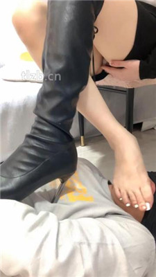 图片[15]_【小麦】高跟长靴踩踏-提档-狗嘴灭烟_HD绳艺资源