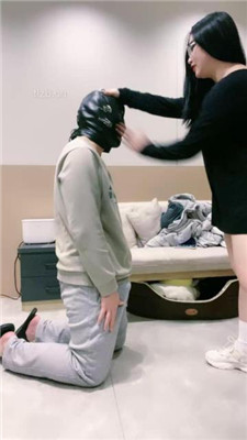 图片[4]_【小羊】运动后脏鞋白袜踩虐狗/袜子塞嘴/碾压狗头_HD绳艺资源