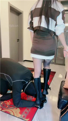 图片[2]_【芷镜小主】给狗戴上枷锁狠虐_HD绳艺资源